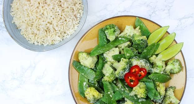 Eerlijk Beïnvloeden collegegeld Groene curry met rijst - Lekker en gezond